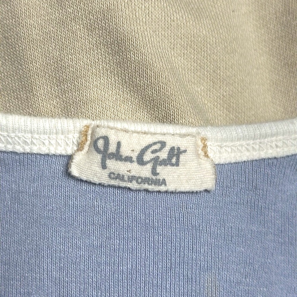 Tank top size small - Picture 3 of 4